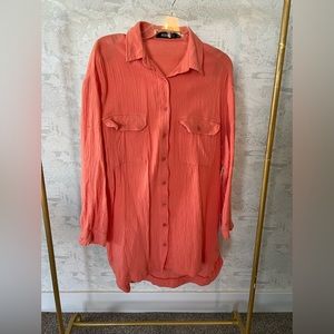 Crinkle fabric shirt dress.